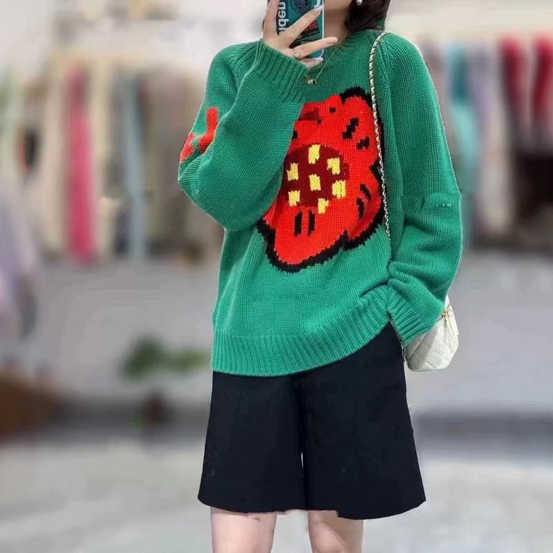 Streetwear Brand Of The Year - Pull en pur cachemire à fleurs