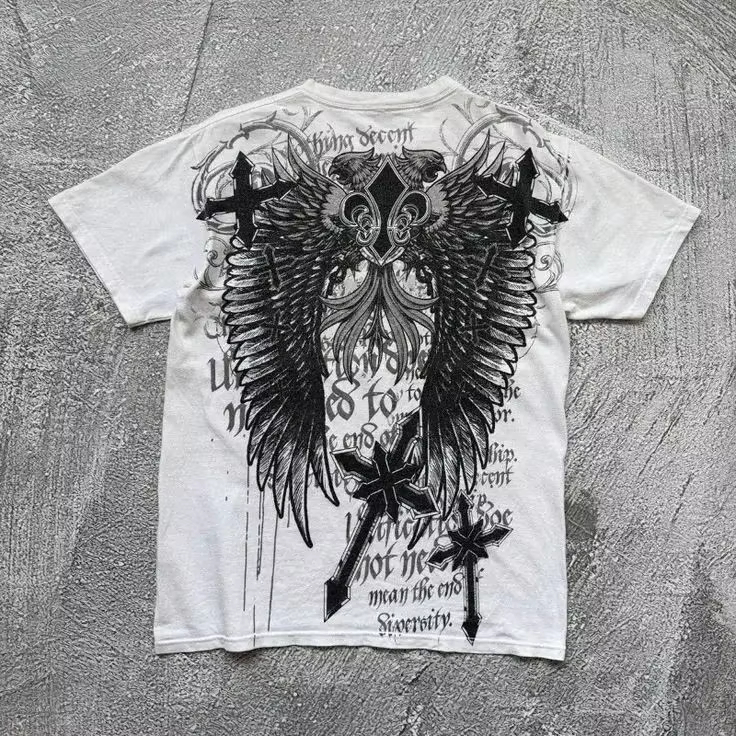 Gothic Streetwear Brand - T-shirt Y2K gothique avec croix et